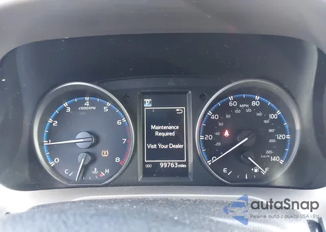 2017 Toyota Rav4 Le z USA, uszkodzony, nr VIN JTMZFREV5HJ700522